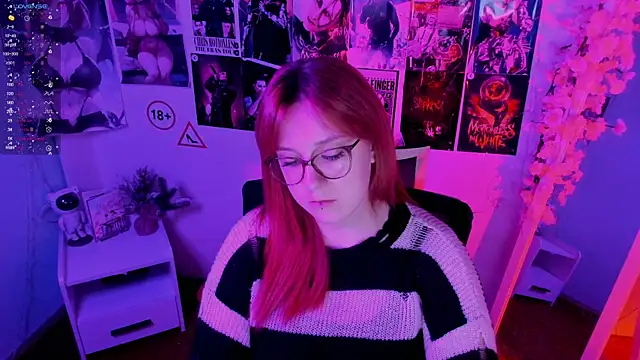 Snapshot of Rudy_02 chatting on 12/13/25, 08:04 Rudy 02 online show from 12/13/25, 08:04