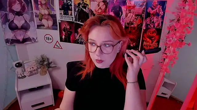 Snapshot of Rudy_02 chatting on 12/14/25, 08:03 Rudy 02 online show from 12/14/25, 08:03