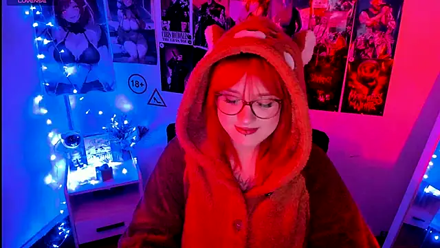 Snapshot of Rudy_02 chatting on 11/11/25, 01:11 Rudy 02 online show from 11/11/25, 01:11