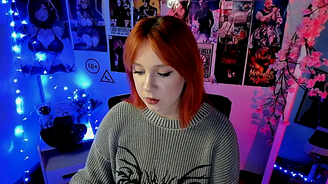 Snapshot of Rudy_02 chatting on 11/23/25, 11:15 Rudy 02 online show from 11/23/25, 11:15