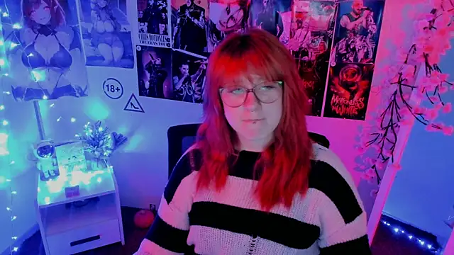 Snapshot of Rudy_02 chatting on 11/14/25, 10:13 Rudy 02 online show from 11/14/25, 10:13