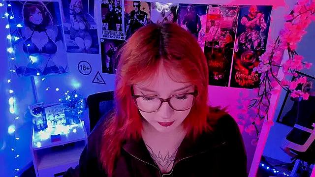 Snapshot of Rudy_02 chatting on 11/20/25, 07:58 Rudy 02 online show from 11/20/25, 07:58