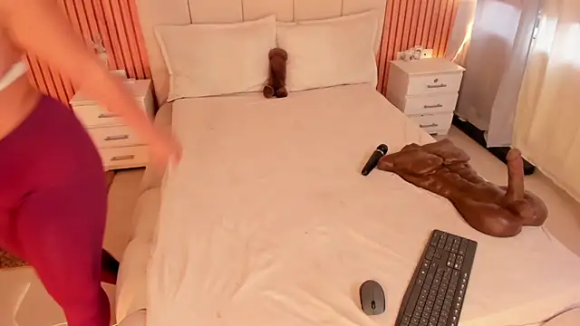 SofiiSweet  online show from 12/19/25, 10:23