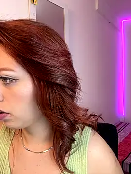 nix white online show from 11/21/25, 03:44