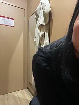 zqq5522 online show from 02/22/26, 08:28