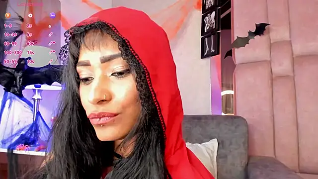 AshleyBelth  online show from 10/31/25, 09:43