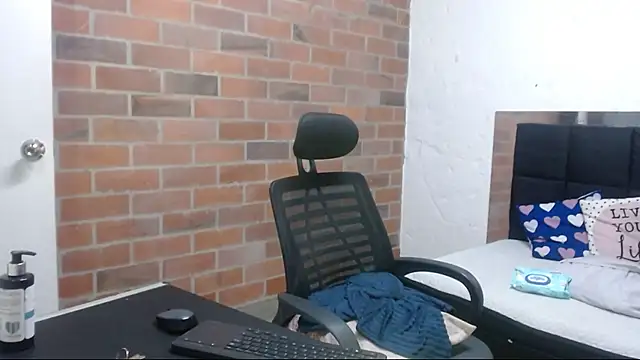 samantha  karolstone online show from 03/26/26, 04:44