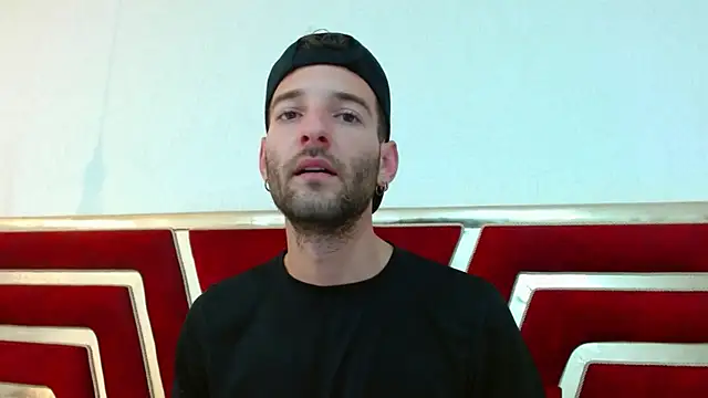 Snapshot of Christopher_saint chatting on 04/11/26, 12:42 Christopher saint online show from 04/11/26, 12:42