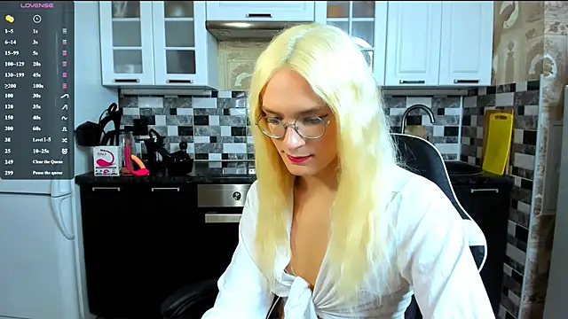 Snapshot of Jimmy_Bearn chatting on 03/06/26, 08:15 Jimmy Bearn online show from 03/06/26, 08:15