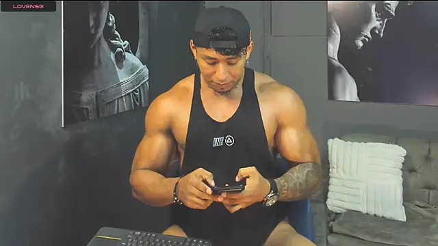 Snapshot of bradley_smith chatting on 07/21/26, 11:17 bradley smith online show from 07/21/26, 11:17