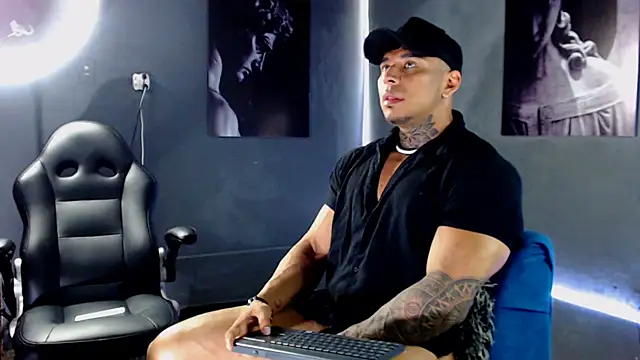 bradley smith online show from 10/12/25, 01:40