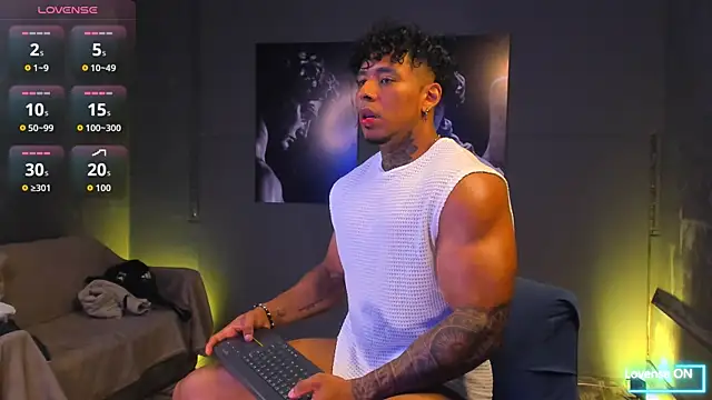 Snapshot of bradley_smith chatting on 01/14/26, 03:21 bradley smith online show from 01/14/26, 03:21