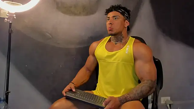 bradley smith online show from 03/14/25, 07:44