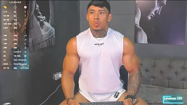 Snapshot of bradley_smith chatting on 07/15/26, 05:14 bradley smith online show from 07/15/26, 05:14