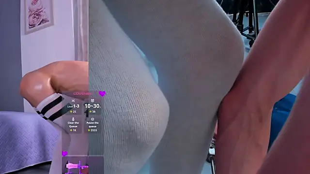 Snapshot of Belami_blake_ chatting on 12/17/25, 03:22 Belami blake online show from 12/17/25, 03:22