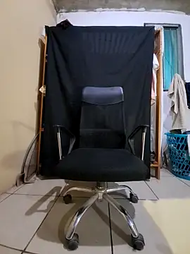 vergapeludaaa online show from 04/17/26, 05:10