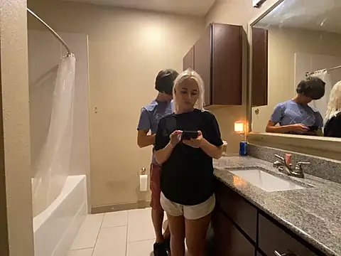 girlfriendmissy online show from 03/08/25, 09:29