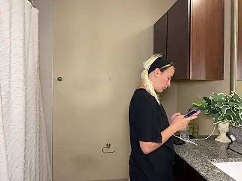 girlfriendmissy online show from 03/19/26, 06:52