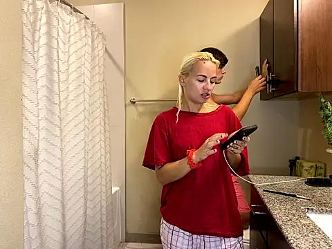 girlfriendmissy online show from 10/14/25, 03:56