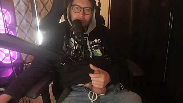 chicostick413 online show from 03/21/26, 05:28