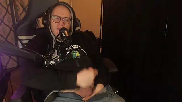 chicostick413 online show from 03/28/26, 10:55