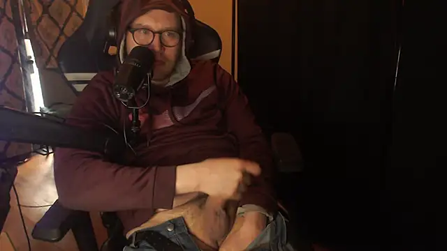 chicostick413 online show from 03/31/26, 05:48