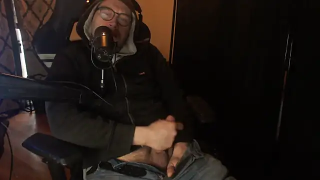 chicostick413 online show from 04/03/26, 01:17