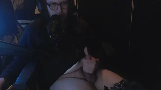 chicostick413 online show from 12/23/25, 02:00