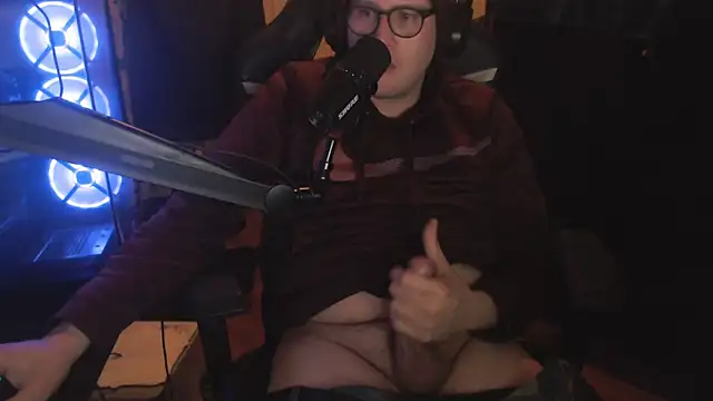 chicostick413 online show from 11/14/25, 03:43