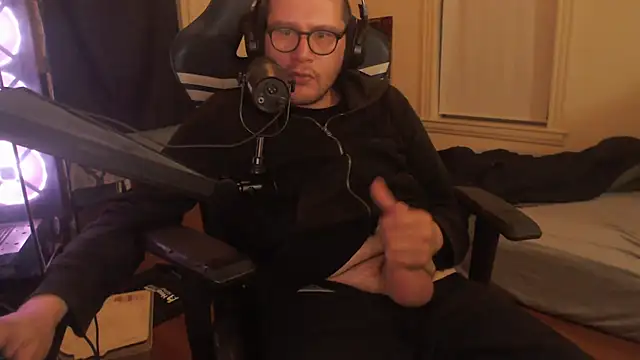 chicostick413 online show from 09/21/25, 12:05