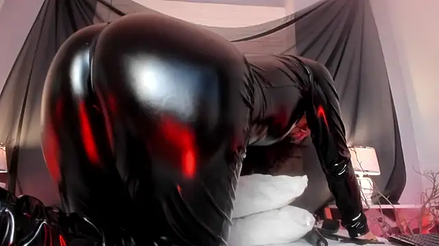 KylieMaxwell online show from 11/16/25, 08:30