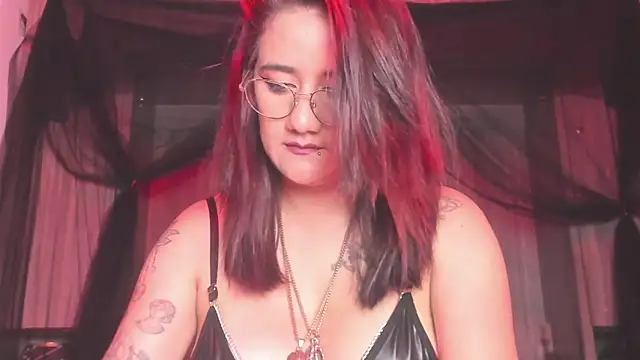 KylieMaxwell online show from 11/14/25, 12:31