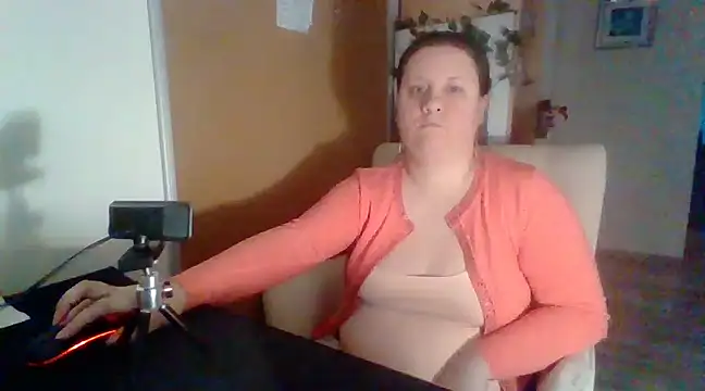 Snapshot of ReifeVenna chatting on 01/15/25, 07:23 ReifeVenna online show from 01/15/25, 07:23