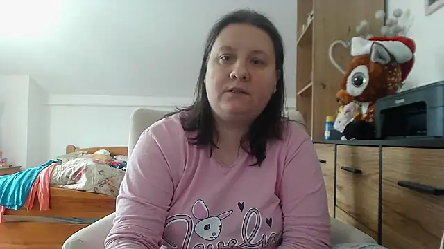 Snapshot of ReifeVenna chatting on 01/07/26, 08:52 ReifeVenna online show from 01/07/26, 08:52
