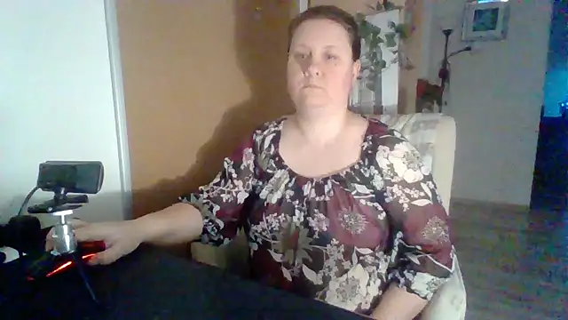 ReifeVenna online show from 12/19/24, 03:41
