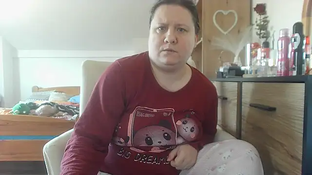 Snapshot of ReifeVenna chatting on 02/21/25, 07:34 ReifeVenna online show from 02/21/25, 07:34