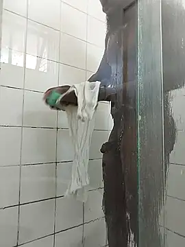 Snapshot of Chocolate_factory_man chatting on 11/19/25, 04:56 Chocolate factory man online show from 11/19/25, 04:56