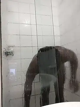 Snapshot of Chocolate_factory_man chatting on 11/28/25, 01:28 Chocolate factory man online show from 11/28/25, 01:28