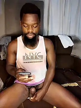 Snapshot of Chocolate_factory_man chatting on 09/16/25, 03:29 Chocolate factory man online show from 09/16/25, 03:29