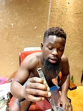 Snapshot of Chocolate_factory_man chatting on 11/14/25, 02:48 Chocolate factory man online show from 11/14/25, 02:48