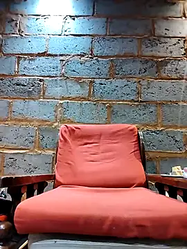 Chocolate factory man online show from 10/18/25, 07:49
