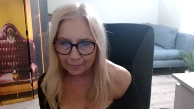 sofia xkiss online show from 11/27/25, 02:39