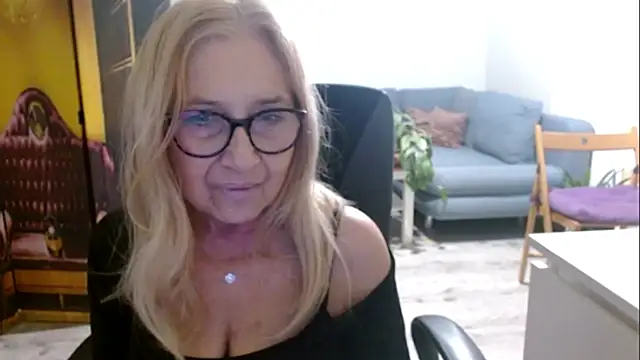 sofia xkiss online show from 12/19/25, 02:41