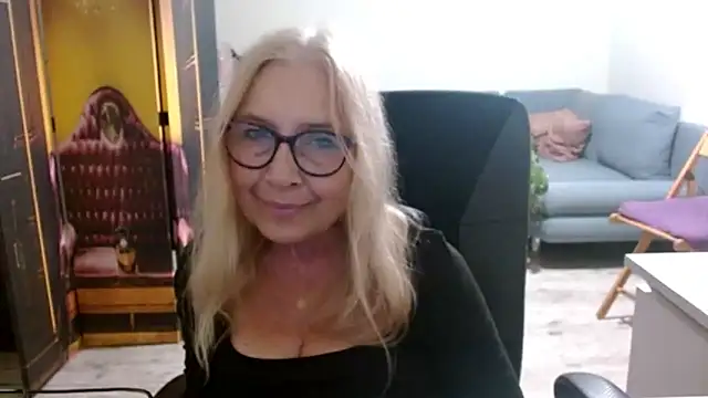 sofia xkiss online show from 11/03/25, 03:04