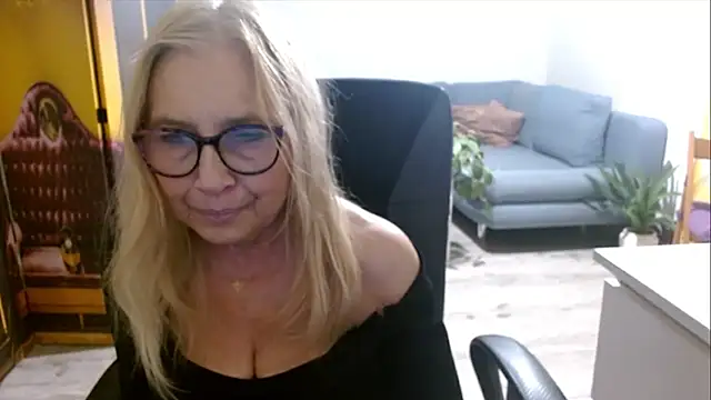 sofia xkiss online show from 11/30/25, 02:40