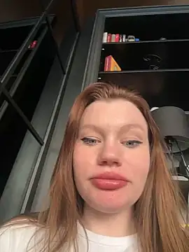 Snapshot of justmila chatting on 02/19/25, 02:55 justmila online show from 02/19/25, 02:55