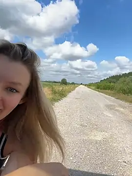 justmila online show from 06/06/26, 11:37