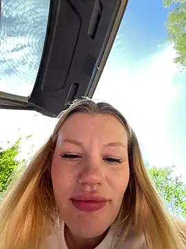 justmila online show from 04/26/26, 08:44