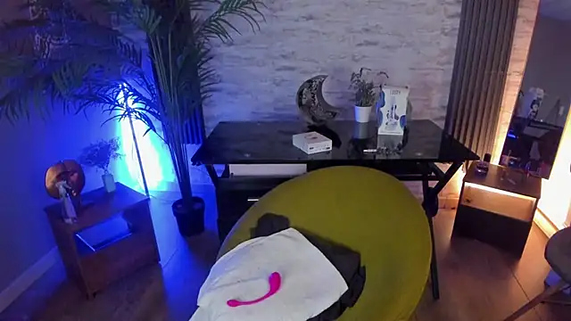 Snapshot of SofiaGomez420 chatting on 02/26/25, 10:49 SofiaGomez420 online show from 02/26/25, 10:49