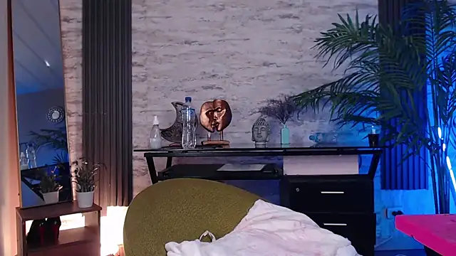 Snapshot of SofiaGomez420 chatting on 03/22/25, 06:54 SofiaGomez420 online show from 03/22/25, 06:54